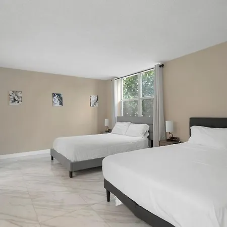 Bay Harbor Sunset Apt 2A